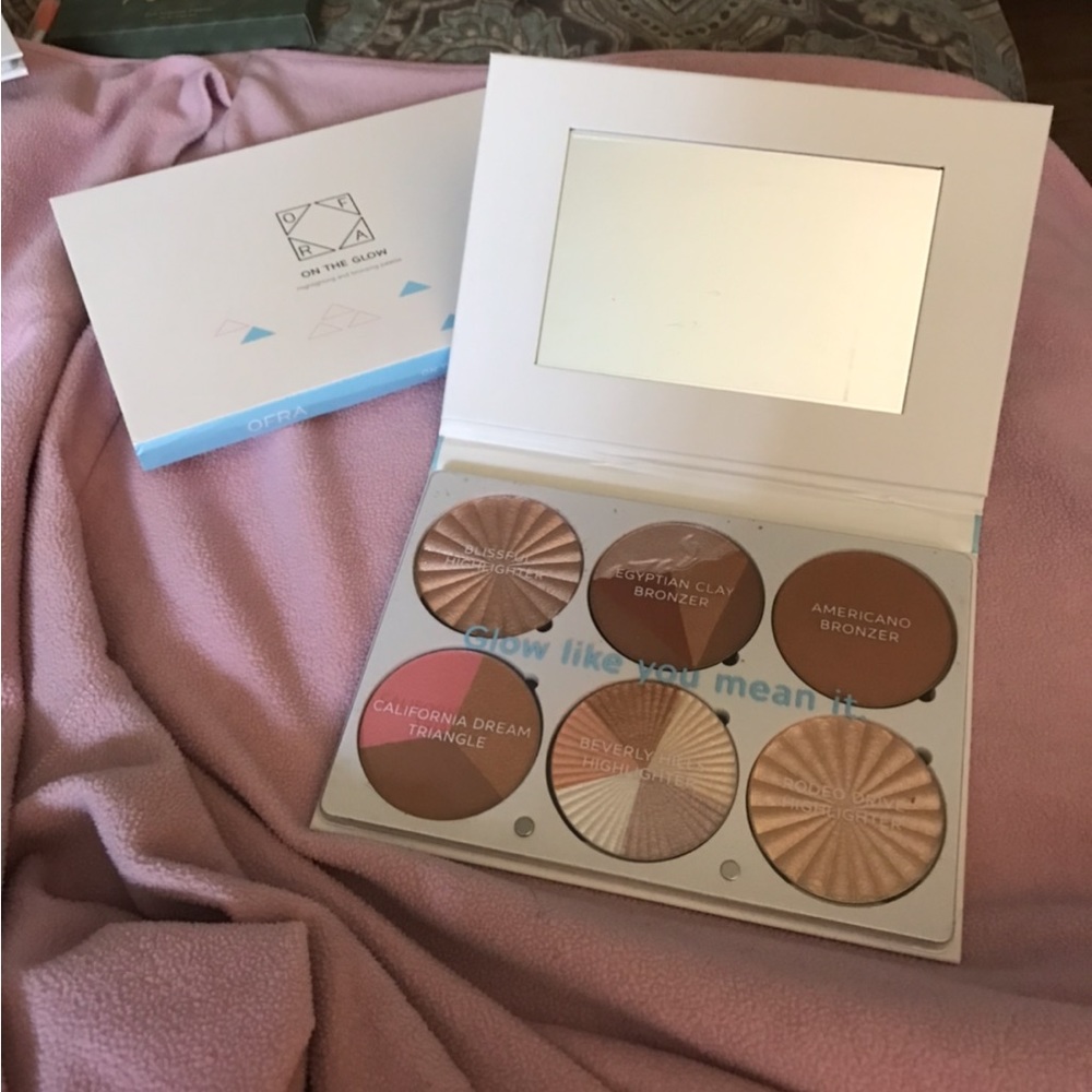 OFRA on the Glow highlighting and bronzing palette NIB